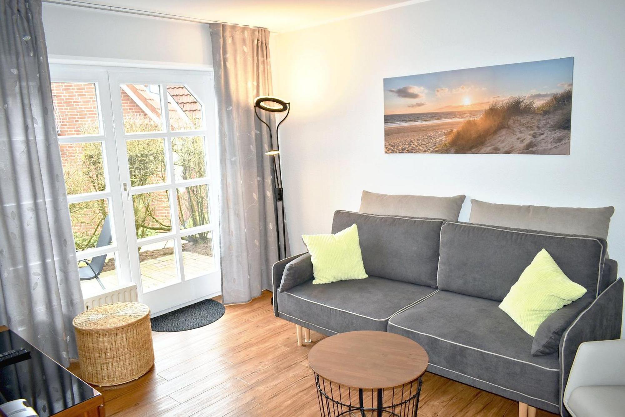 Am Rosenhain 14 Nr 01 *